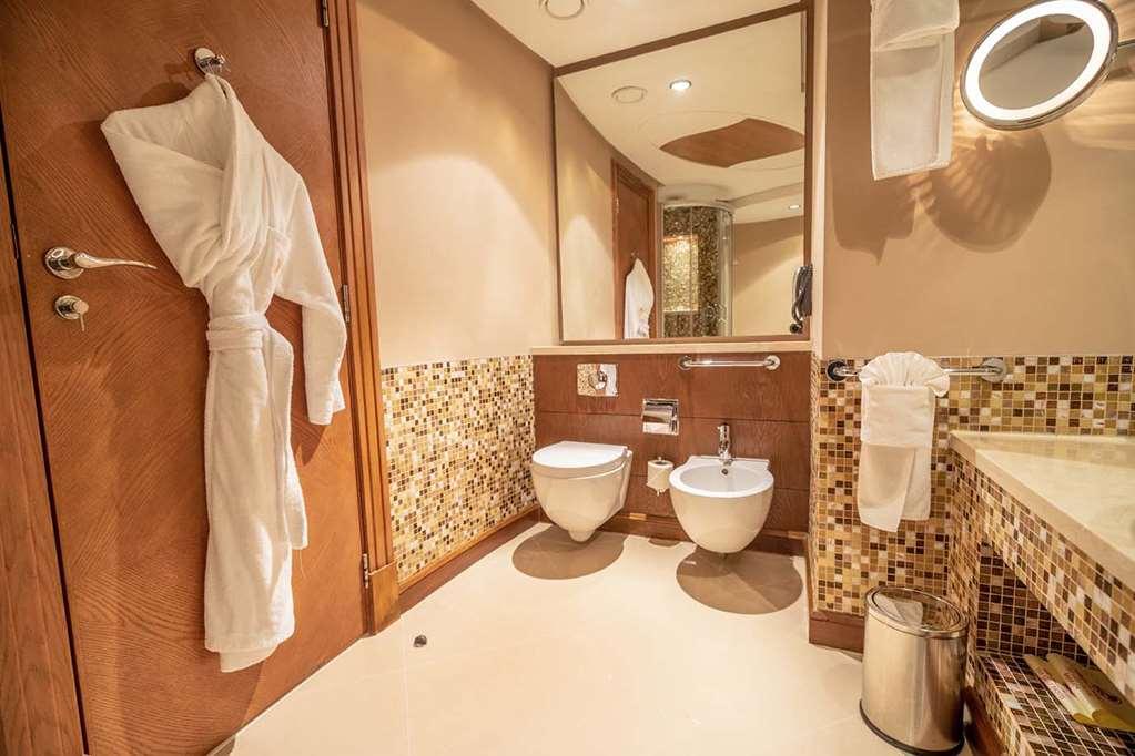 Gulf Hotel Bahrain Manama Room photo